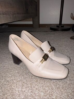 Anne Klein Cream Block Heel Loafers with Gold Chain Accent